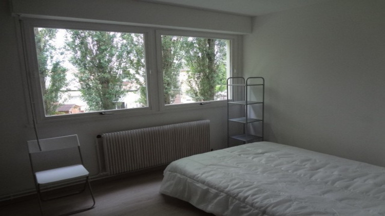 Ma-Cabane - Location Appartement BETHUNE, 28 m²