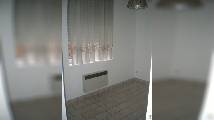 Ma-Cabane - Location Appartement BETHUNE, 30 m²