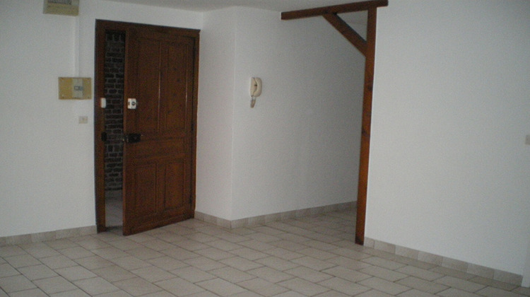 Ma-Cabane - Location Appartement BETHUNE, 30 m²