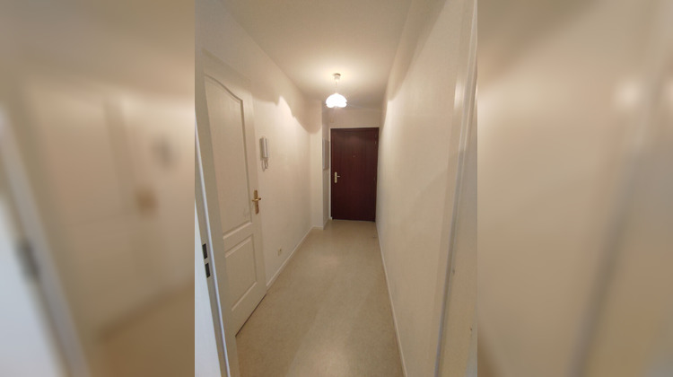 Ma-Cabane - Location Appartement BETHUNE, 30 m²