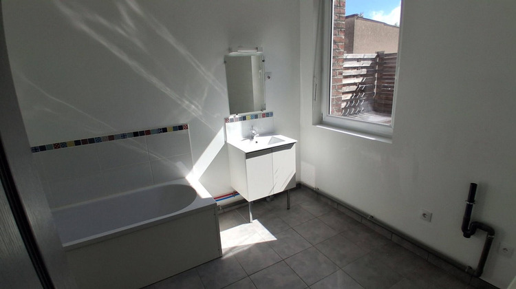 Ma-Cabane - Location Appartement BETHUNE, 72 m²