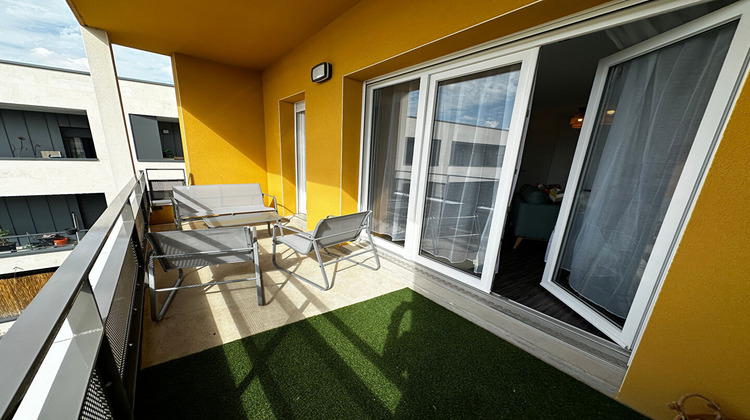 Ma-Cabane - Location Appartement BEZANNES, 30 m²