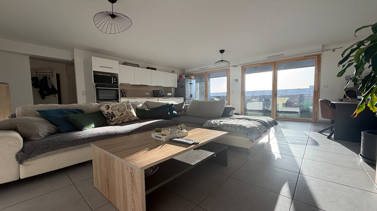 Ma-Cabane - Location Appartement BEZANNES, 51 m²