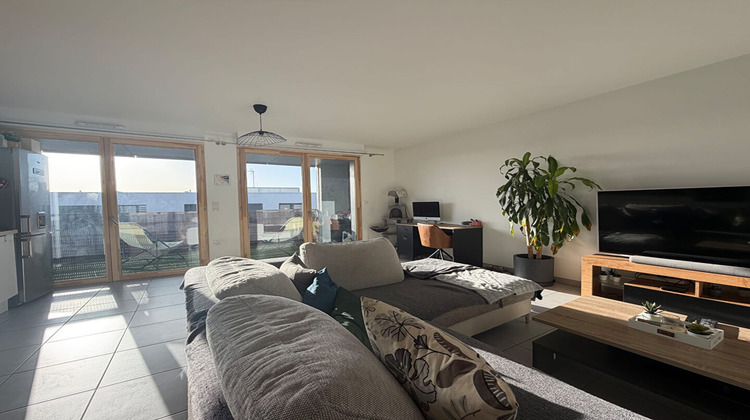 Ma-Cabane - Location Appartement BEZANNES, 51 m²