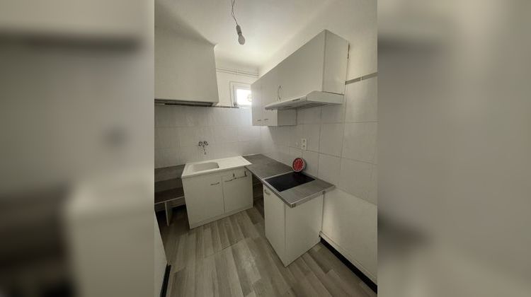 Ma-Cabane - Location Appartement BEZIERS, 59 m²