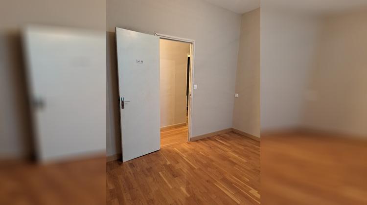 Ma-Cabane - Location Appartement BEZIERS, 103 m²