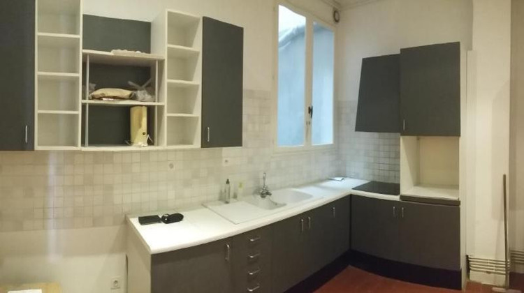 Ma-Cabane - Location Appartement BEZIERS, 151 m²