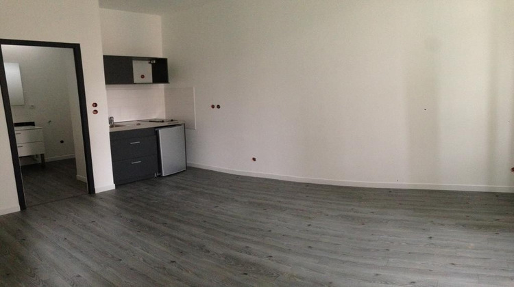 Ma-Cabane - Location Appartement Béziers, 22 m²