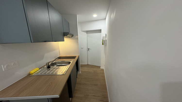Ma-Cabane - Location Appartement Béziers, 17 m²