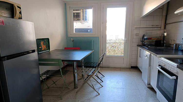 Ma-Cabane - Location Appartement Béziers, 66 m²