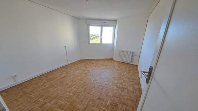 Ma-Cabane - Location Appartement BEZIERS, 60 m²