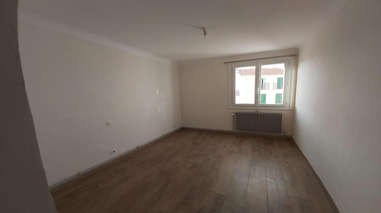 Ma-Cabane - Location Appartement BEZIERS, 42 m²