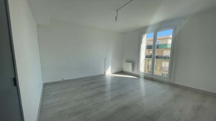 Ma-Cabane - Location Appartement BEZIERS, 69 m²