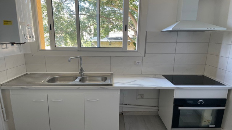Ma-Cabane - Location Appartement BEZIERS, 69 m²