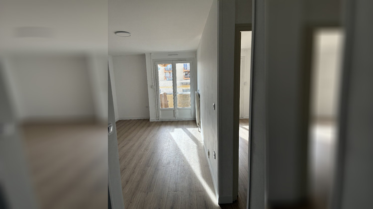 Ma-Cabane - Location Appartement BEZIERS, 38 m²