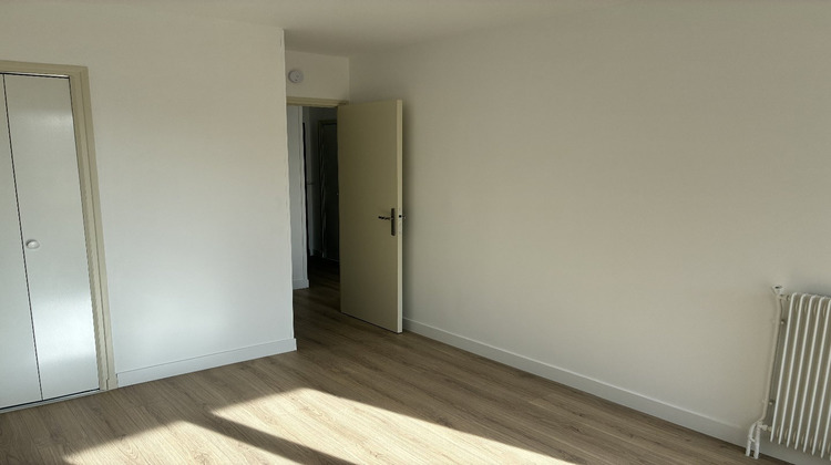 Ma-Cabane - Location Appartement BEZIERS, 38 m²