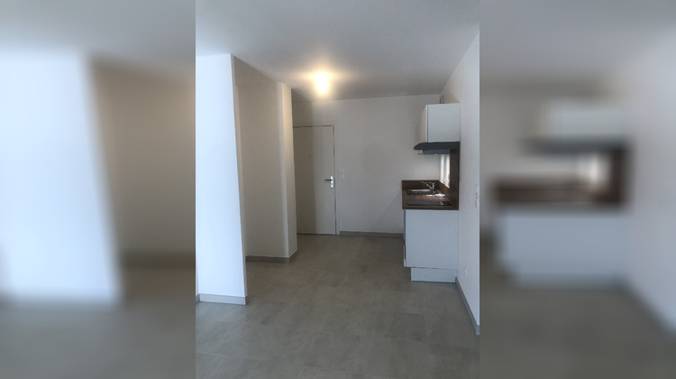 Ma-Cabane - Location Appartement BEZIERS, 38 m²