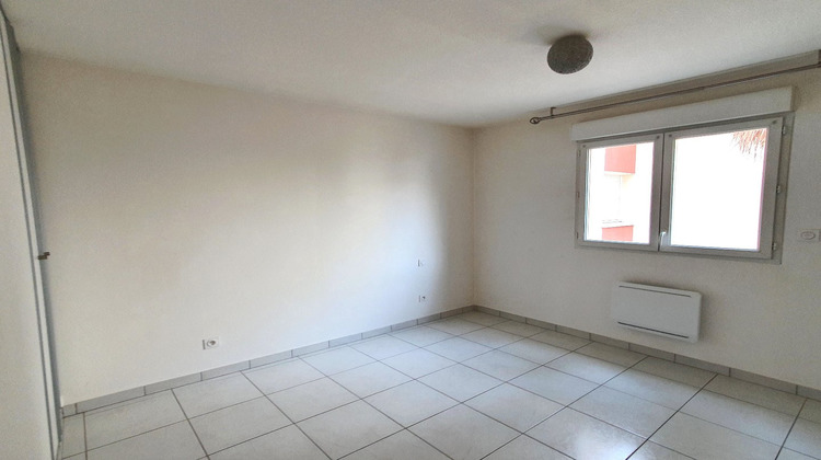 Ma-Cabane - Location Appartement BEZIERS, 66 m²