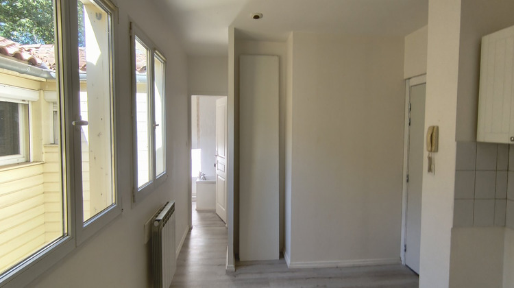 Ma-Cabane - Location Appartement BEZIERS, 43 m²
