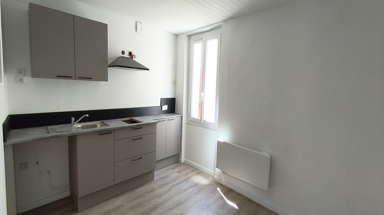 Ma-Cabane - Location Appartement BEZIERS, 25 m²