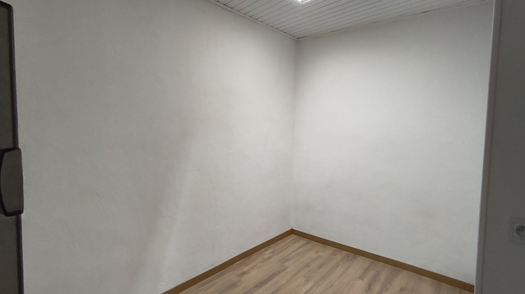 Ma-Cabane - Location Appartement BEZIERS, 25 m²