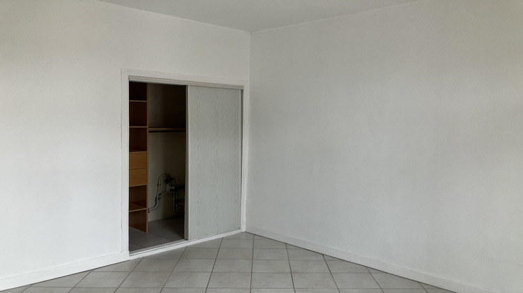 Ma-Cabane - Location Appartement BEZIERS, 60 m²