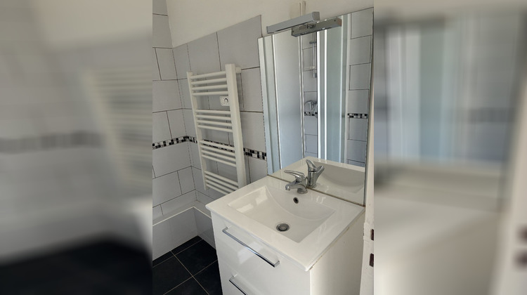Ma-Cabane - Location Appartement BEZIERS, 53 m²