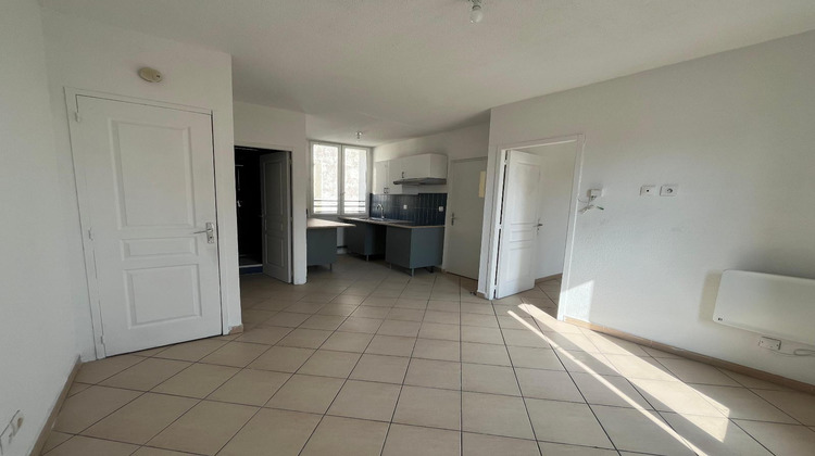 Ma-Cabane - Location Appartement BEZIERS, 26 m²