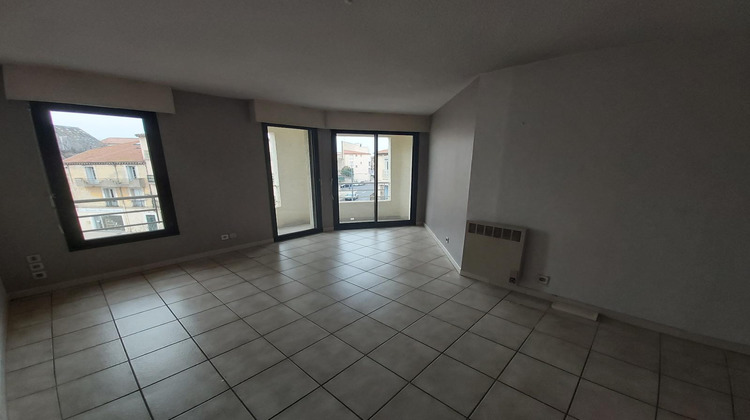Ma-Cabane - Location Appartement BEZIERS, 67 m²