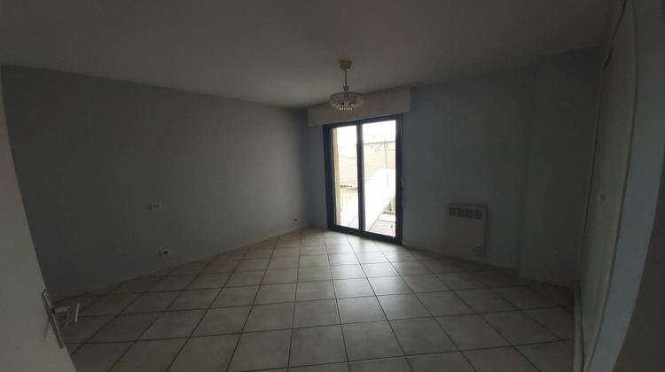 Ma-Cabane - Location Appartement BEZIERS, 67 m²
