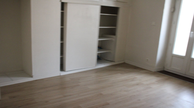 Ma-Cabane - Location Appartement BEZIERS, 67 m²