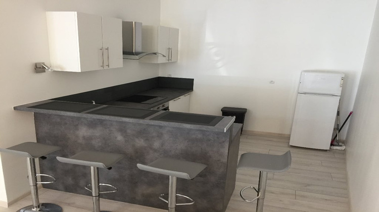 Ma-Cabane - Location Appartement BEZIERS, 76 m²