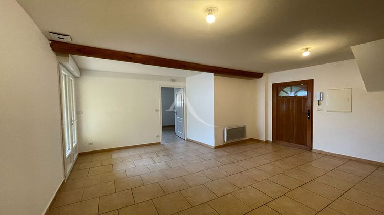 Ma-Cabane - Location Appartement BEZOUCE, 35 m²
