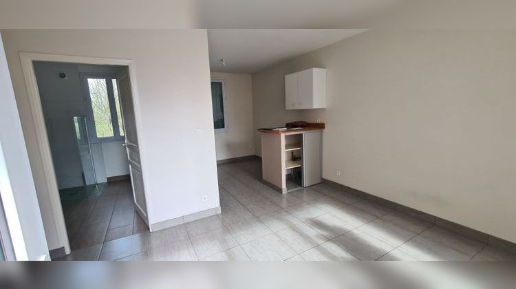 Ma-Cabane - Location Appartement BEZOUOTTE, 29 m²