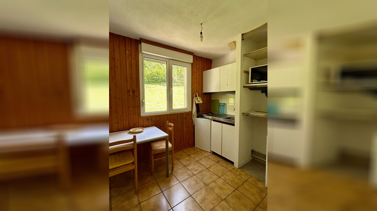 Ma-Cabane - Location Appartement BIANS-LES-USIERS, 17 m²