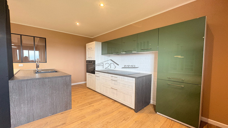 Ma-Cabane - Location Appartement BIGUGLIA, 125 m²