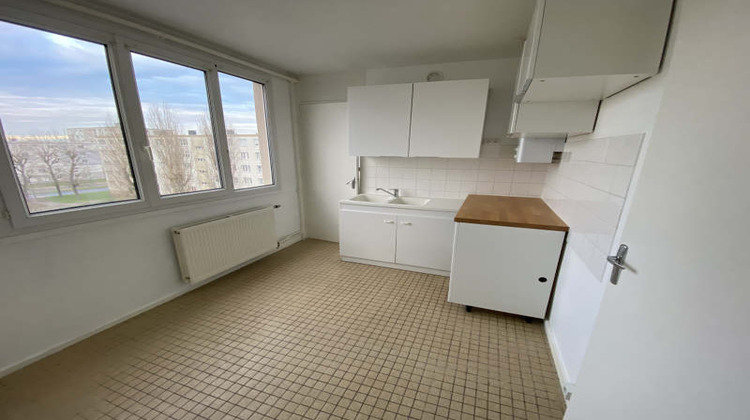 Ma-Cabane - Location Appartement BIHOREL, 76 m²