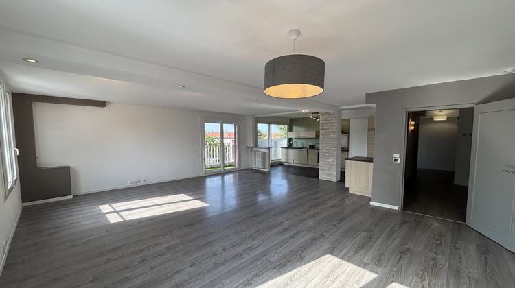 Ma-Cabane - Location Appartement BILLERE, 84 m²