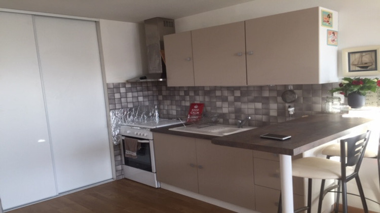 Ma-Cabane - Location Appartement Blasimon, 38 m²