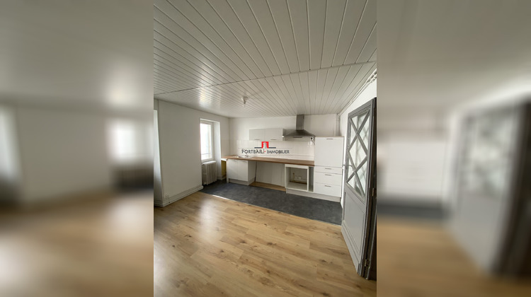 Ma-Cabane - Location Appartement Blaye, 98 m²