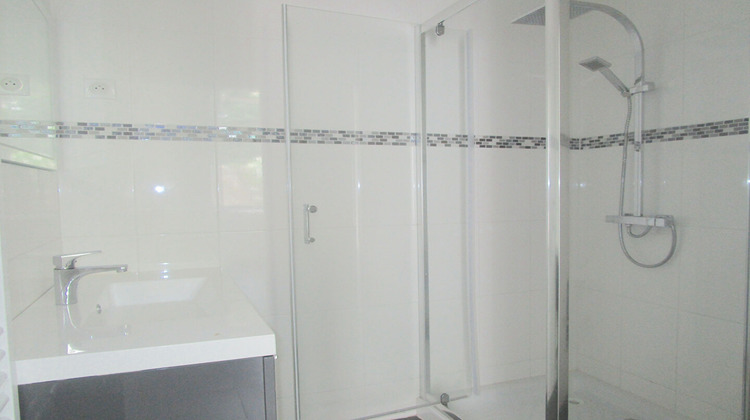 Ma-Cabane - Location Appartement BLAYE, 49 m²