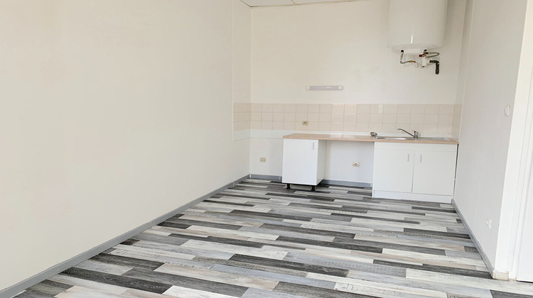 Ma-Cabane - Location Appartement BLAYE, 22 m²