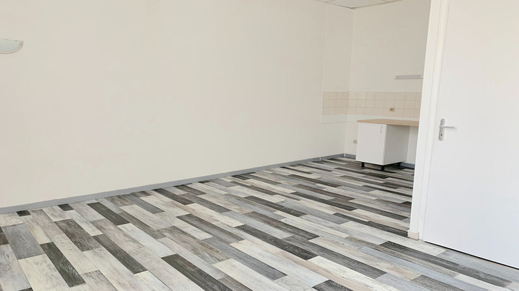 Ma-Cabane - Location Appartement BLAYE, 22 m²