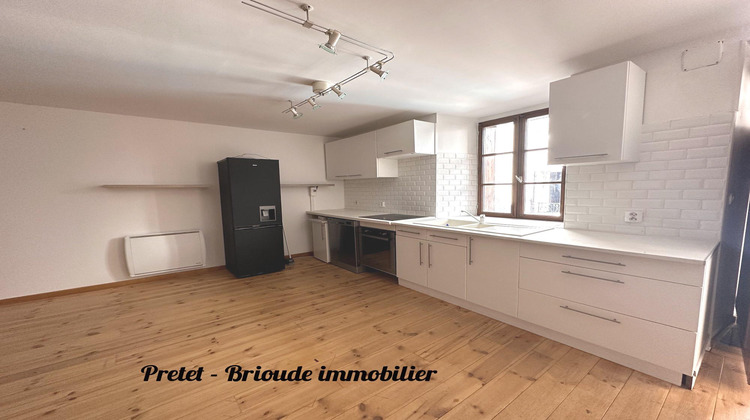 Ma-Cabane - Location Appartement Blesle, 52 m²