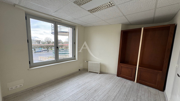 Ma-Cabane - Location Appartement BLOIS, 67 m²