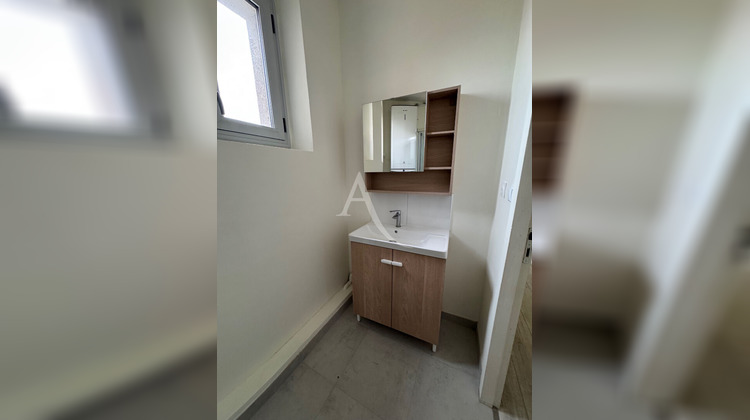 Ma-Cabane - Location Appartement BLOIS, 65 m²