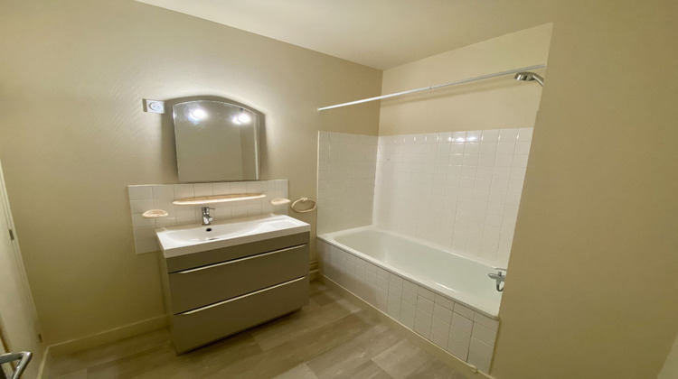 Ma-Cabane - Location Appartement BLOIS, 63 m²