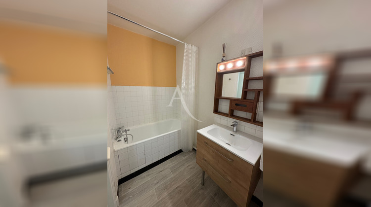 Ma-Cabane - Location Appartement BLOIS, 30 m²