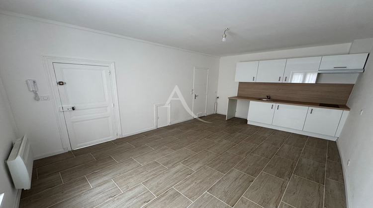 Ma-Cabane - Location Appartement BLOIS, 17 m²