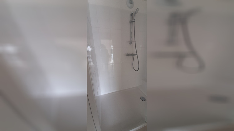 Ma-Cabane - Location Appartement BOBIGNY, 75 m²